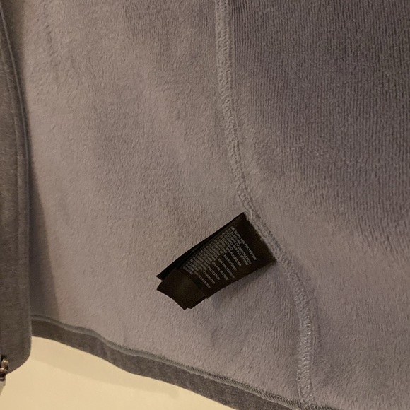 North Face with a Comcast Logo - super soft plush - size medium / small - Picture 8 of 10